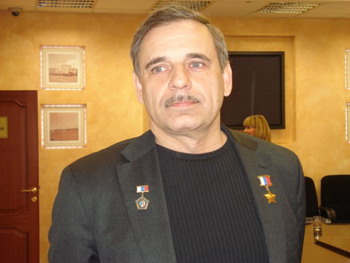 Летчик-космонавт, Герой России Михаила Корниенко