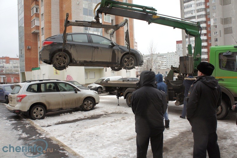 У череповецкого певца Яна Марти судебные приставы за долги изъяли автомобиль