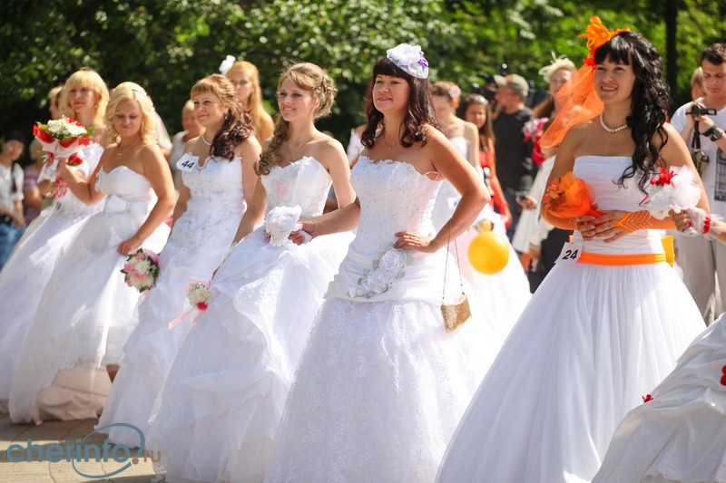 10 июля 2016 года в Череповце пройдет седьмой парад невест из 33 участниц