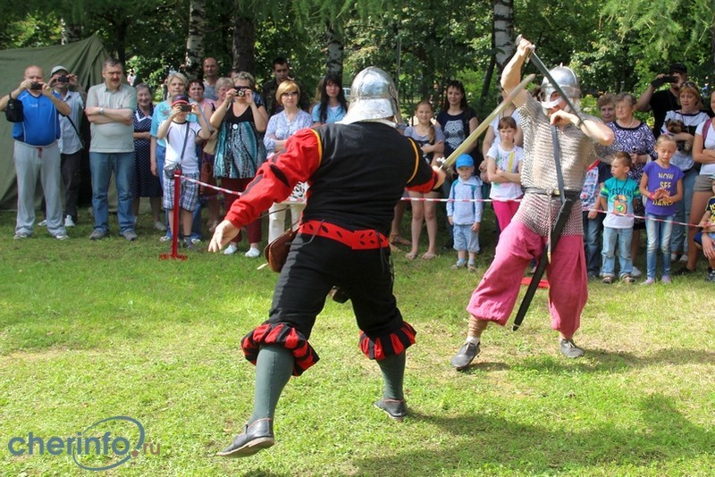 Парк 200-летия Череповца окунулся в эпоху средневековья