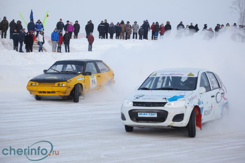 Под Череповцом состоялись ледовые автогонки