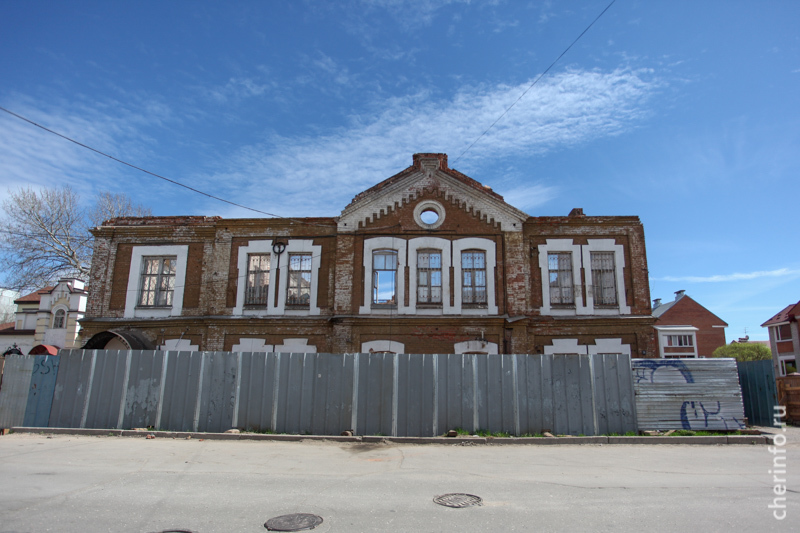 Реконструкция здания на ул. Труда в Череповце