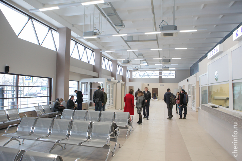 Автовокзал в Череповце после реконструкции, октябрь 2017 г.