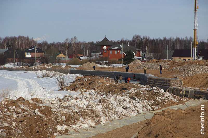 Укрепление берега Рыбинского водохранилища в Вичелово, Череповецкий район